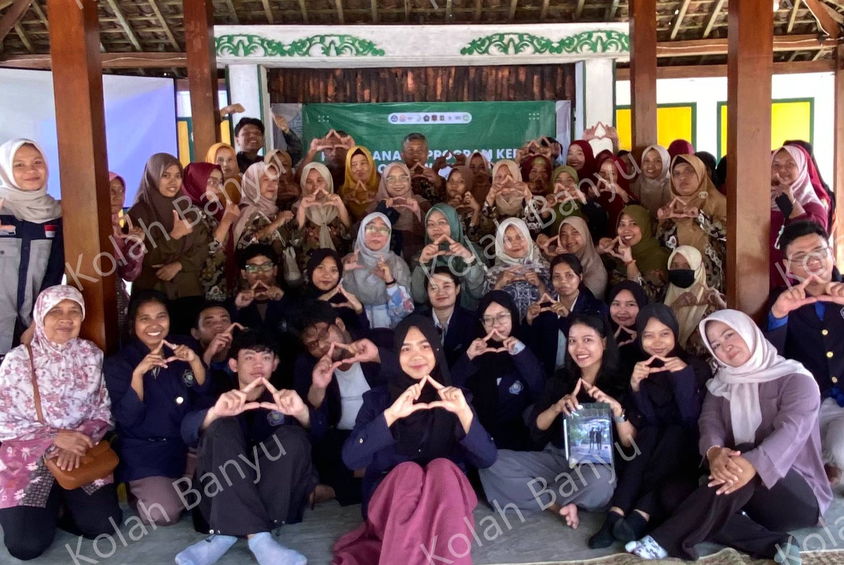 Akprind University Dorong Eduwisata & Kemandirian Desa melalui Tim PPK Ormawa HIMAKOM di Kulon Progo